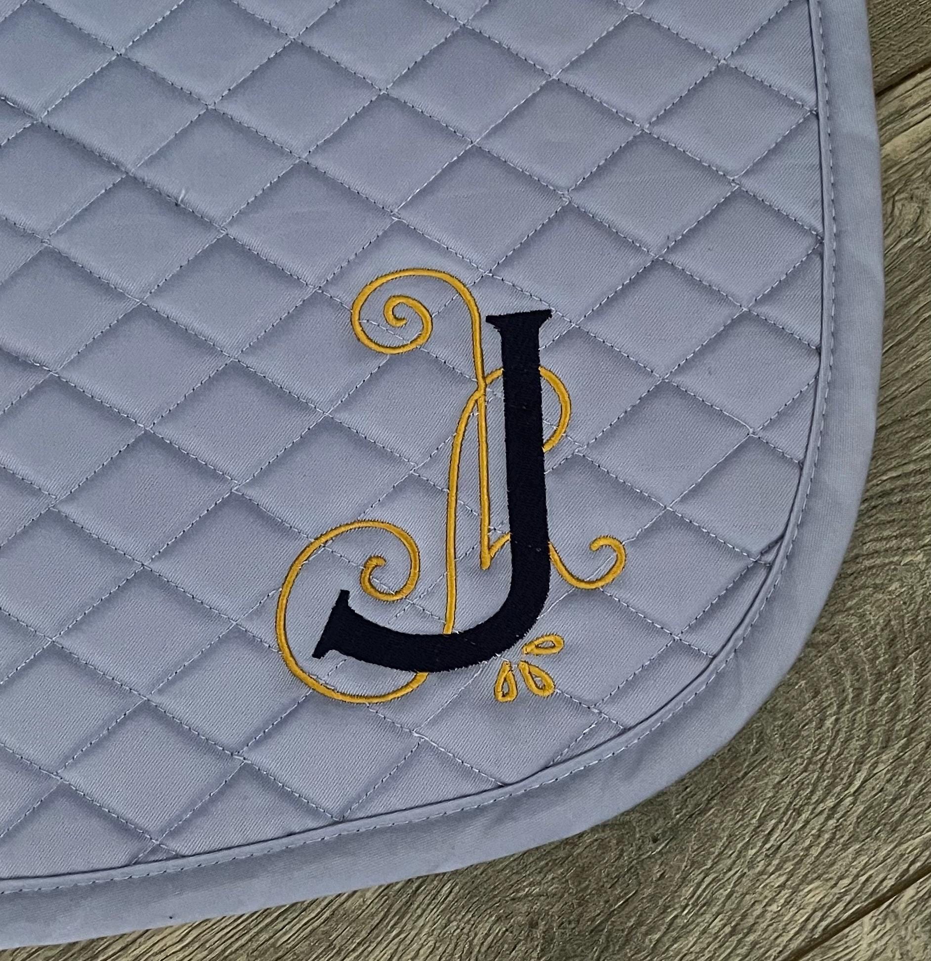 Piper Single Letter Monogram Custom Saddle Pad