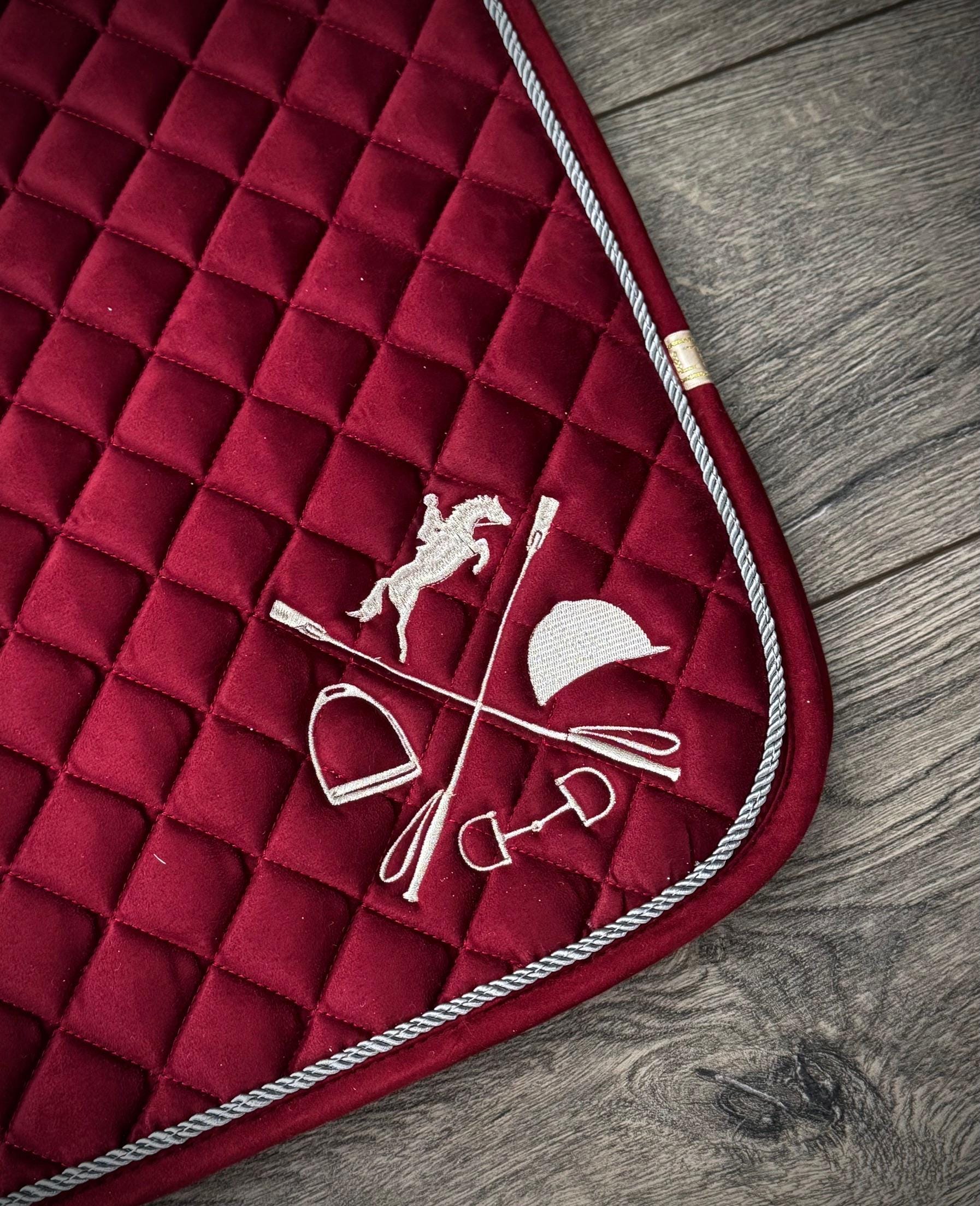 HORSE  Hunter Jumper Deluxe AP Saddle Pad