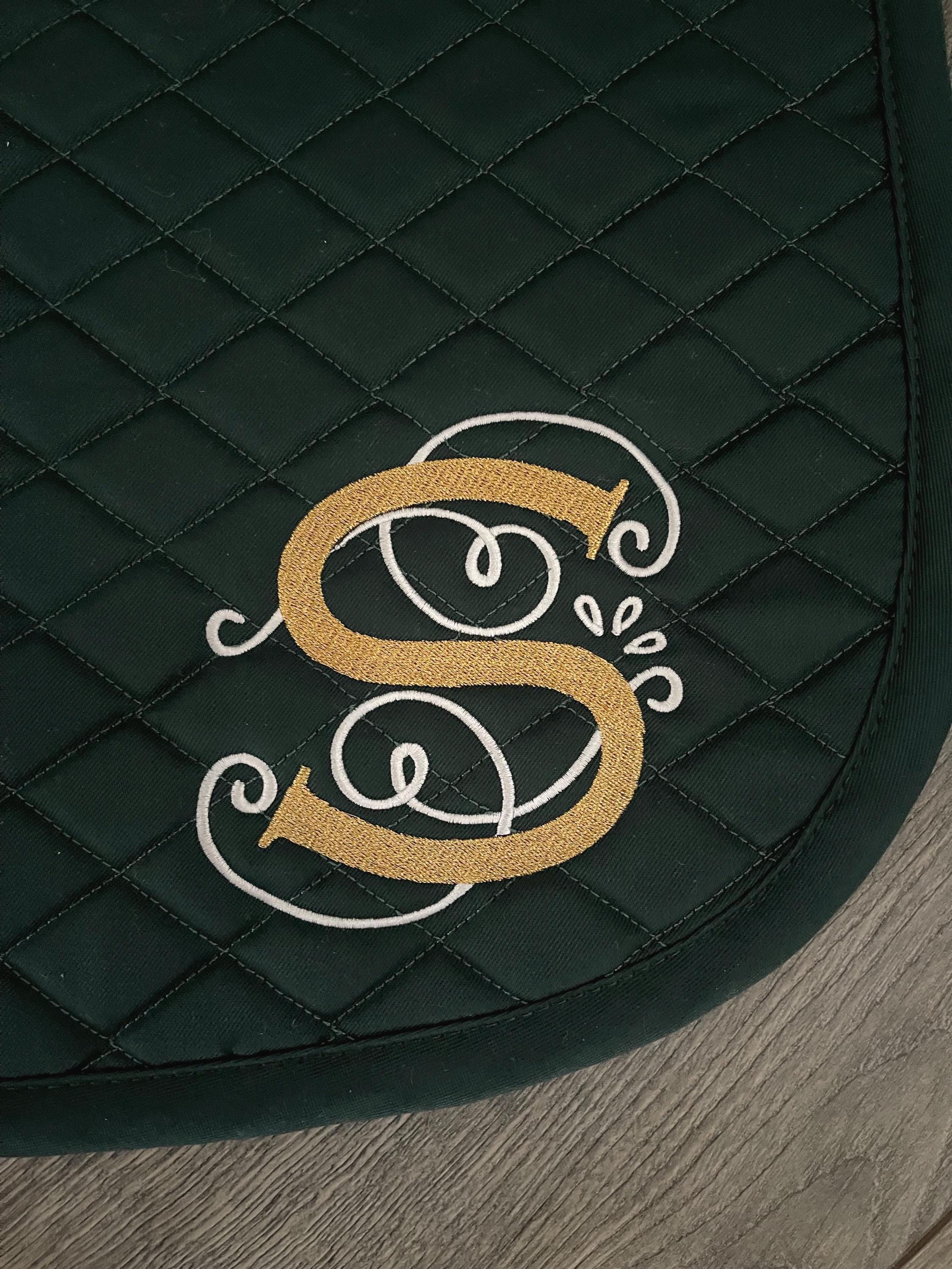 Piper Single Letter Monogram Custom Saddle Pad